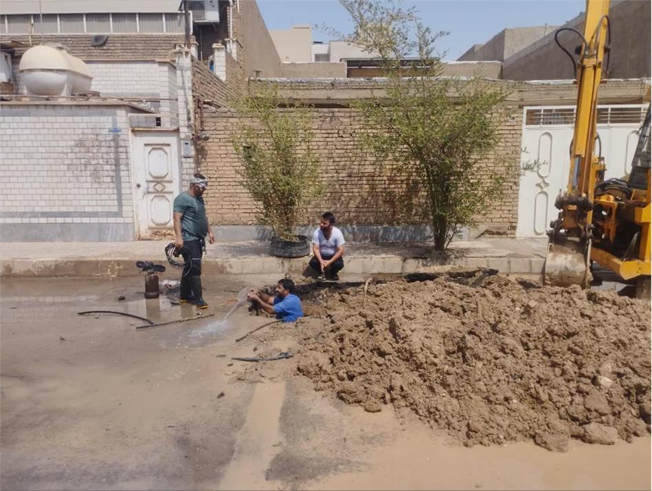 ادامه خدمت رسانی آبفا اهواز در گرمای طاقت فرسا؛