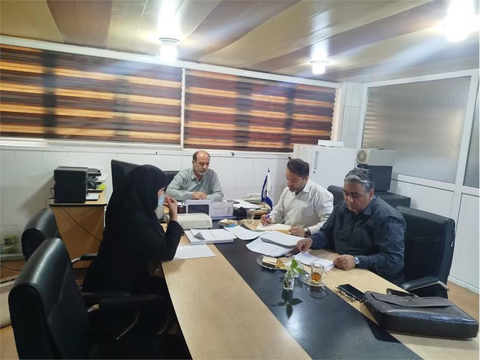 نشست طراحی و تولید نرم‌افزار پذیرش و ثبت اطلاعات نمونه‌ها برای آزمایشگاه‌های آب و فاضلاب اهواز