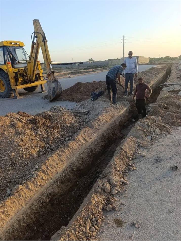 اجرای عملیات توسعه شبکه توزیع آب در شهرک اندیشه اهواز