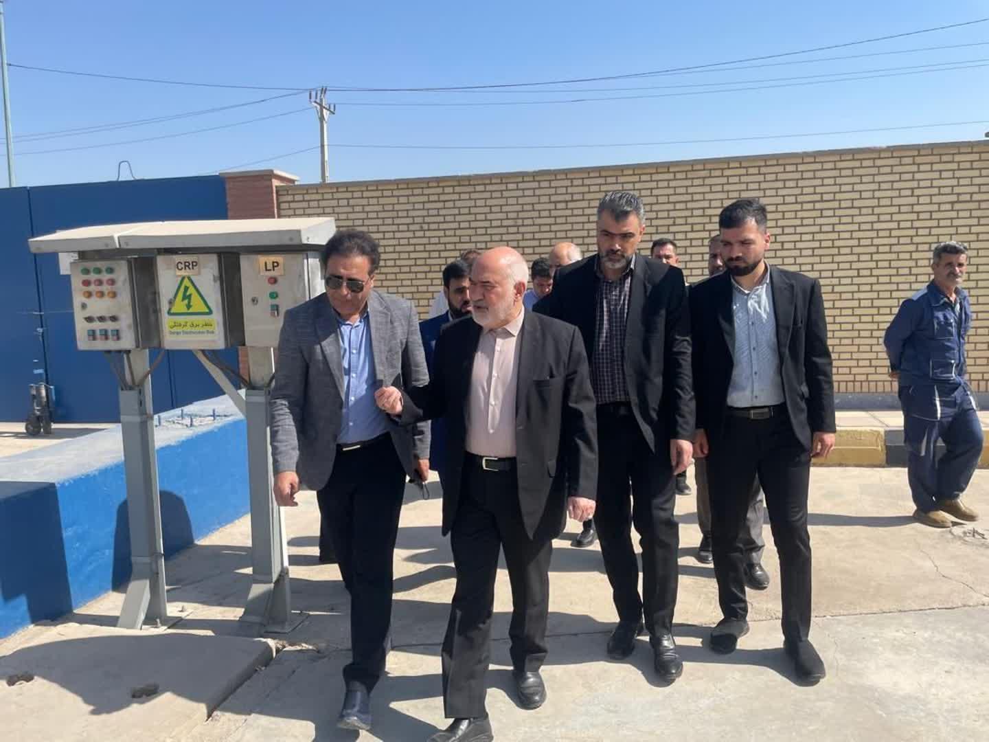 بازدید استاندار خوزستان از ایستگاه پمپاژ فاضلاب ملی راه2