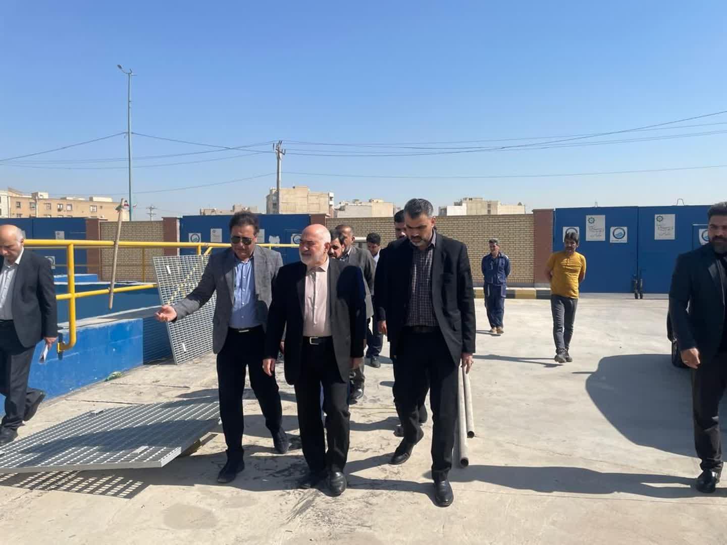 بازدید استاندار خوزستان از ایستگاه پمپاژ فاضلاب ملی راه3