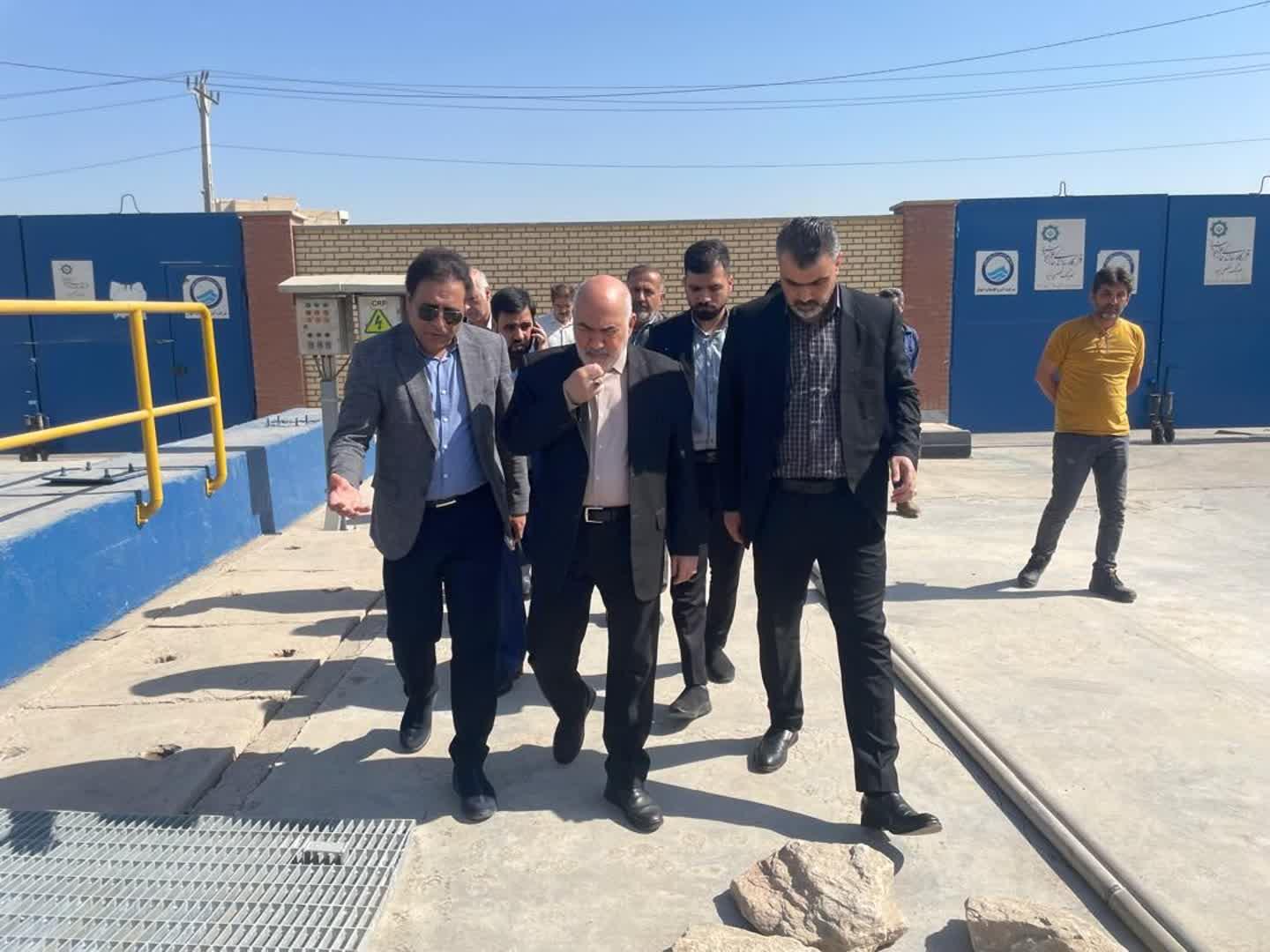 بازدید استاندار خوزستان از ایستگاه پمپاژ فاضلاب ملی راه5