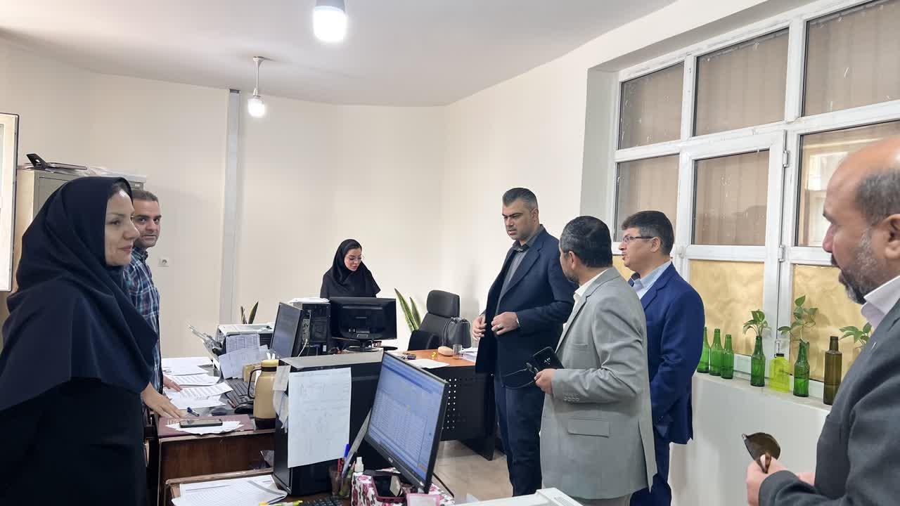 ارزیابی روند اجرای طرح تسهیلات مشترکین شرکت آبفا اهواز6