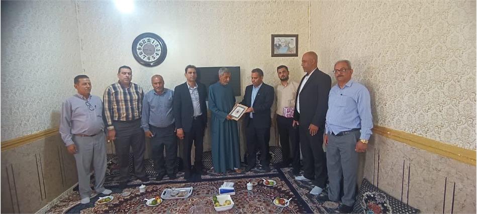 دیدار مدیر و کارکنان آبفا باوی با همکار جانباز دوران دفاع مقدس