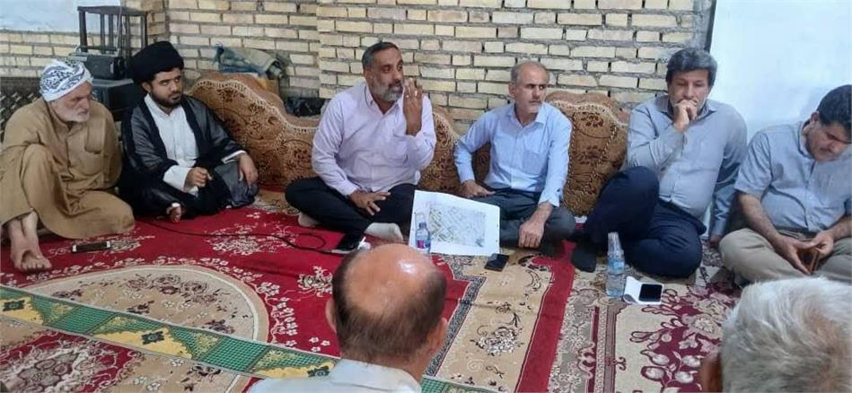 گفت‌وگوی صمیمی معاونت بهره‌برداری و توسعه آب با اهالی کوی فدک اهواز