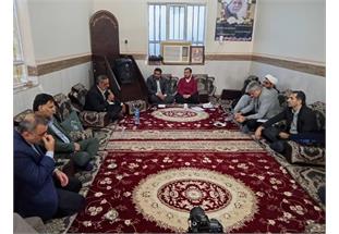 برگزاری میز خدمت در روستاهای مسیر حنیطیه کارون