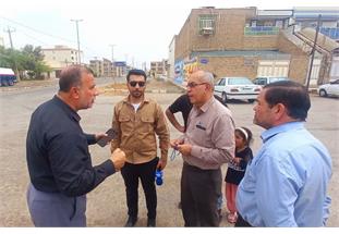 پاسخگویی میدانی مدیرعامل آبفا اهواز در جمع مردم با همراهی صدا و سیما