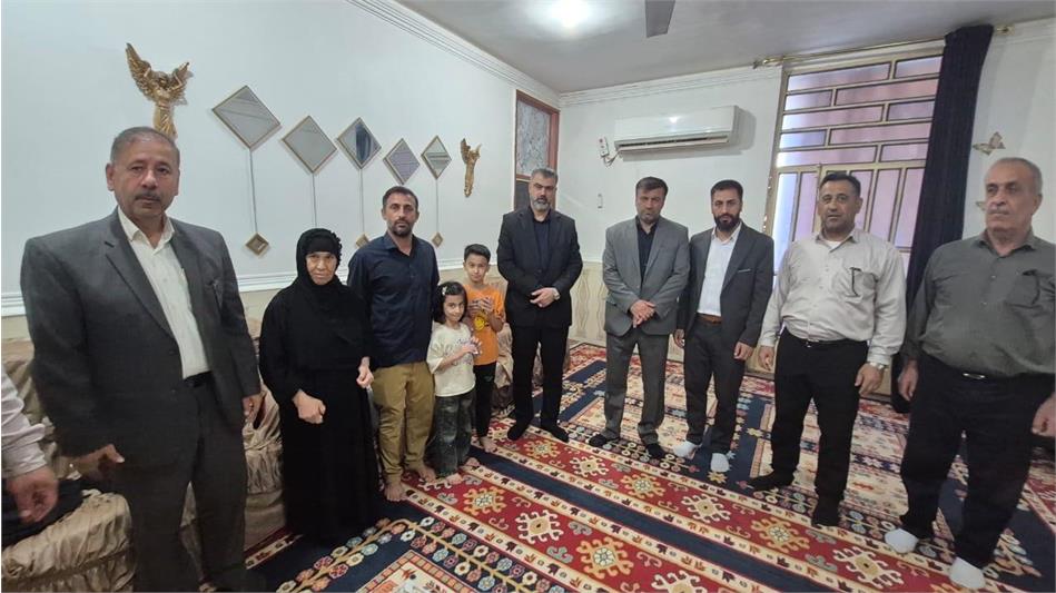 دیدار مدیرعامل آبفا اهواز با خانواده همکار زنده‌یاد خالد سرخه