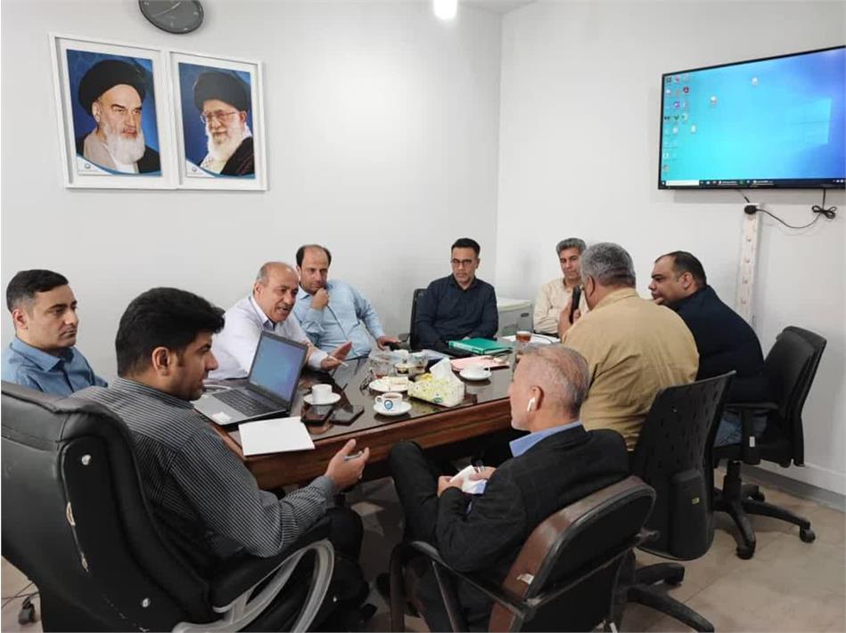 معاونت برنامه ریزی و منابع انسانی میزبان جلسه بررسی راه‌های ارتقای درآمد آبفا اهواز