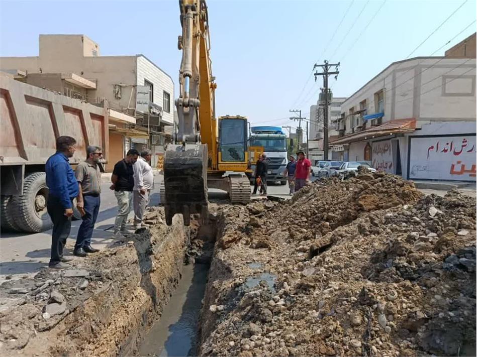 اصلاح شبکه فاضلاب در کمپلو جنوبی اهواز