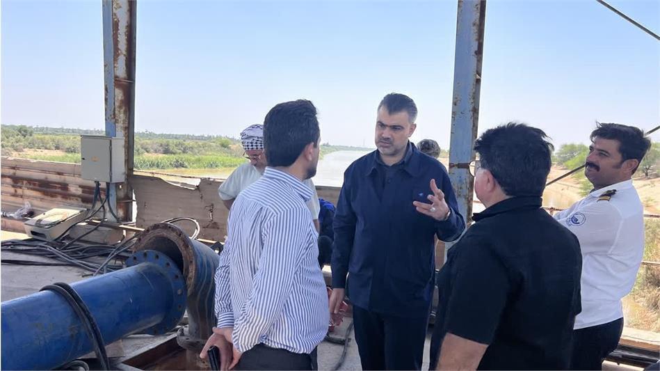 بازدید مهندس عبیداوی از اسکله آبگیر تصفیه‌خانه گلستان