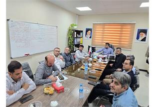 نشست مدیرعامل شرکت آب و فاضلاب اهواز با کارکنان دفتر مدیریت بحران، پدافند غیرعامل و HSE