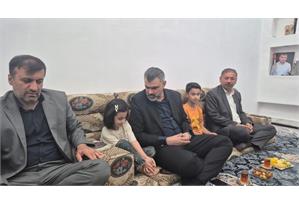 دیدار مدیرعامل آبفا اهواز با خانواده همکار زنده‌یاد خالد سرخه2